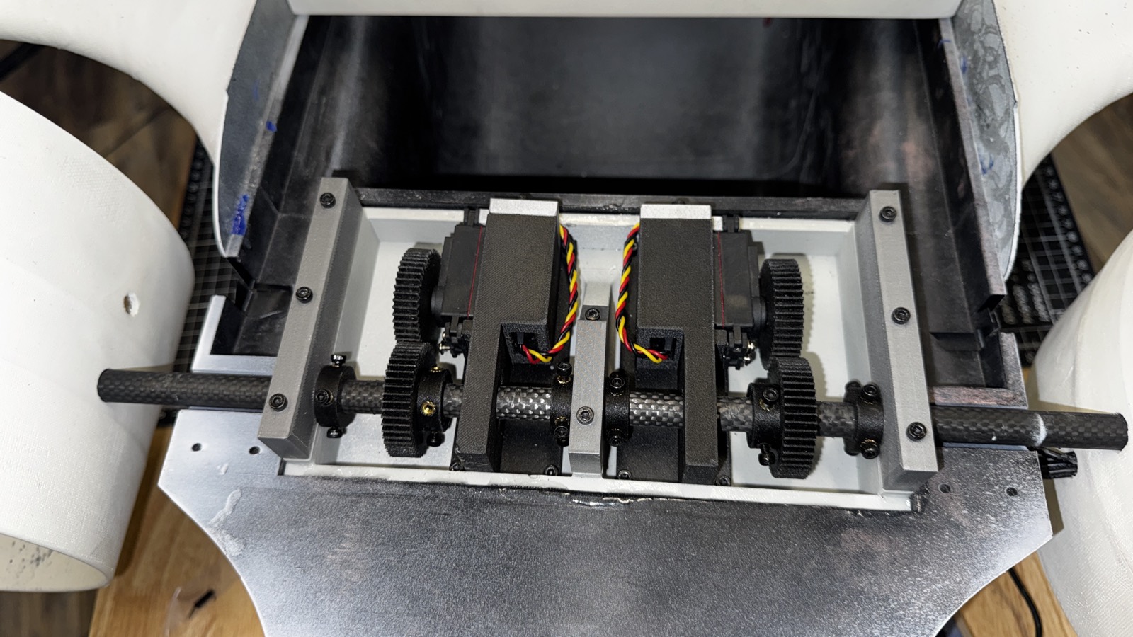 Front duct tilt mechanism assembly